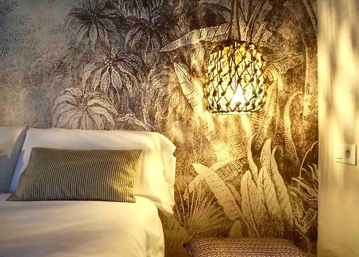 Tuguest Santa Paula Apartments